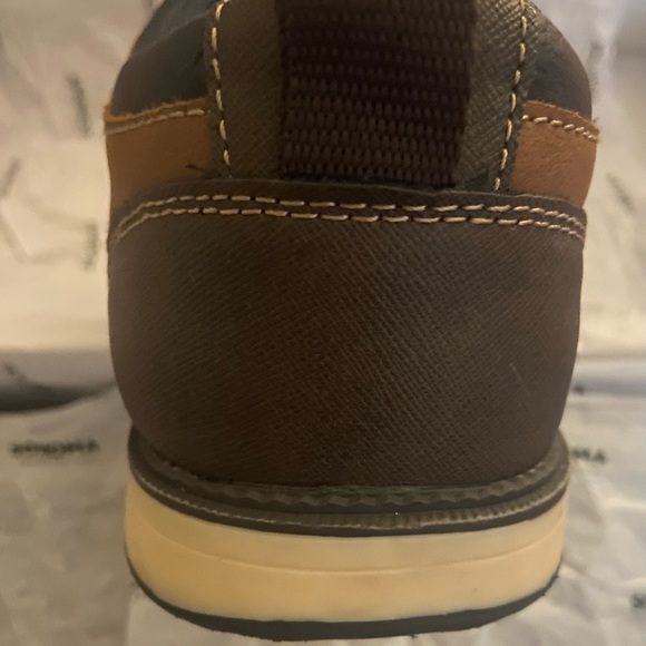 Sonoma, dress shoes, Memory foam soles, size 5Boys, lace up, worn once - Picture 9 of 12